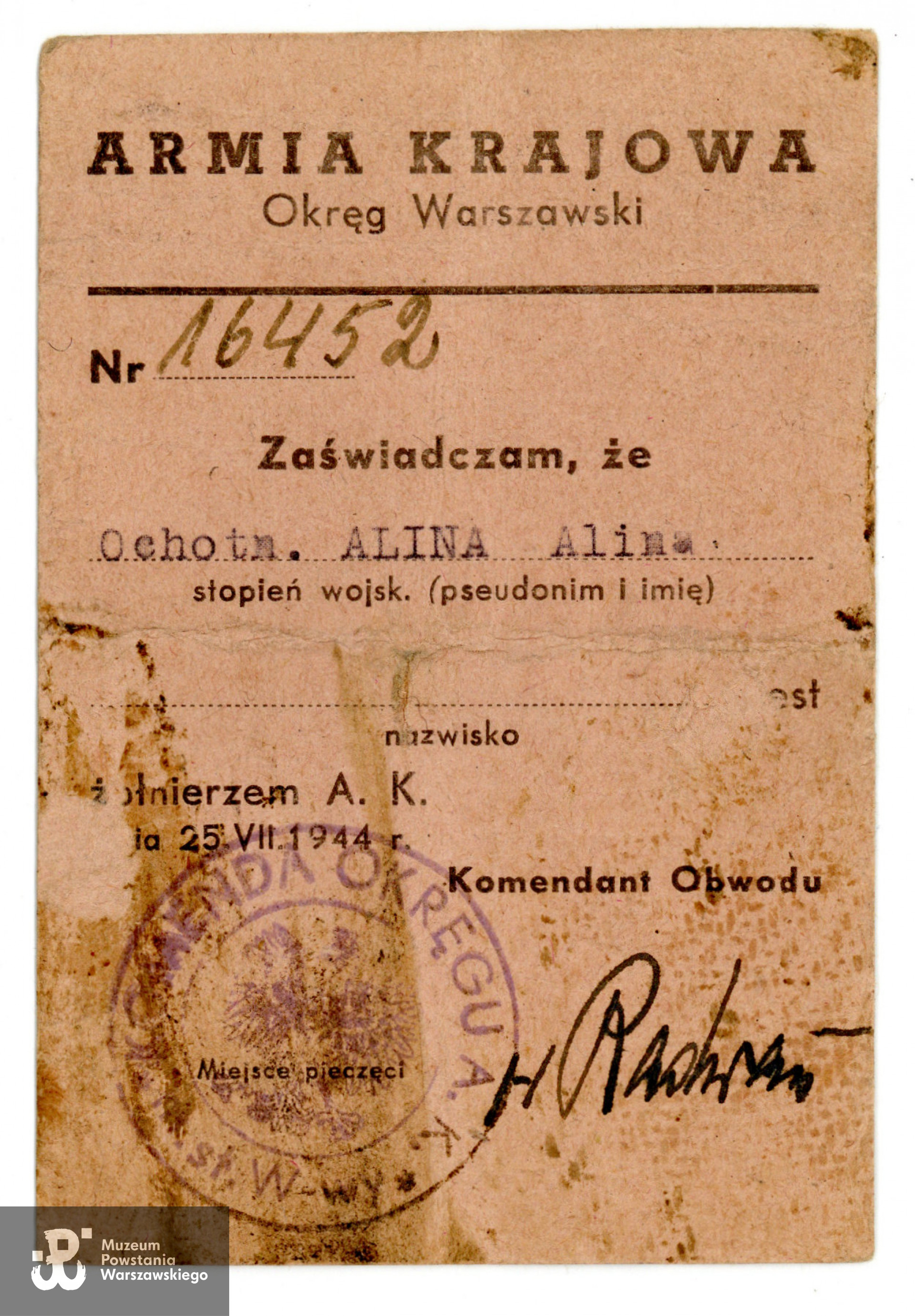 Należąca do Aliny Janowskiej legitymacja Armii Krajowej z okresu Powstania Warszawskiego. Zbiory p. Michała Zabłockiego - archiwum rodzinne. 