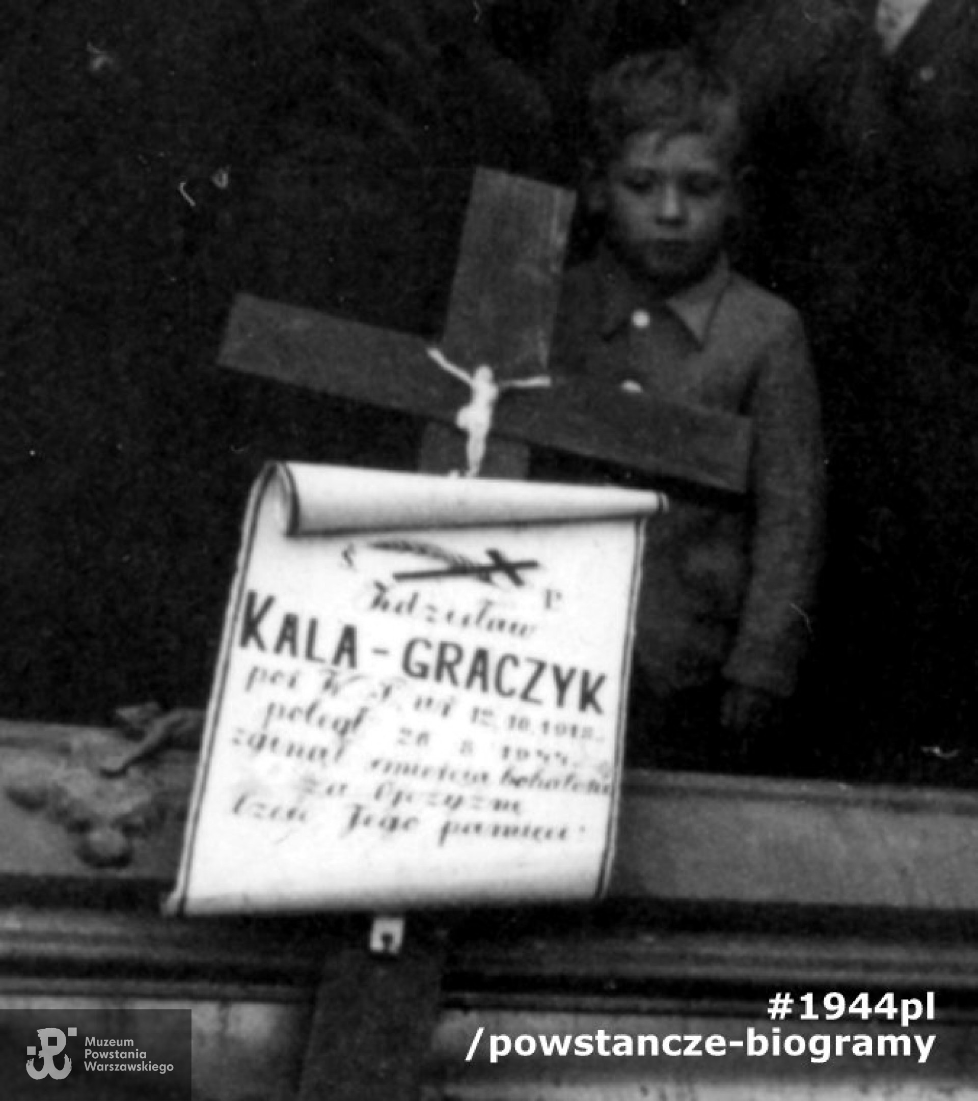 Fot. ze zbiorów rodzinnych p. Sebastiana Przybyłowicza - powiększony fragment z klepsydrą 