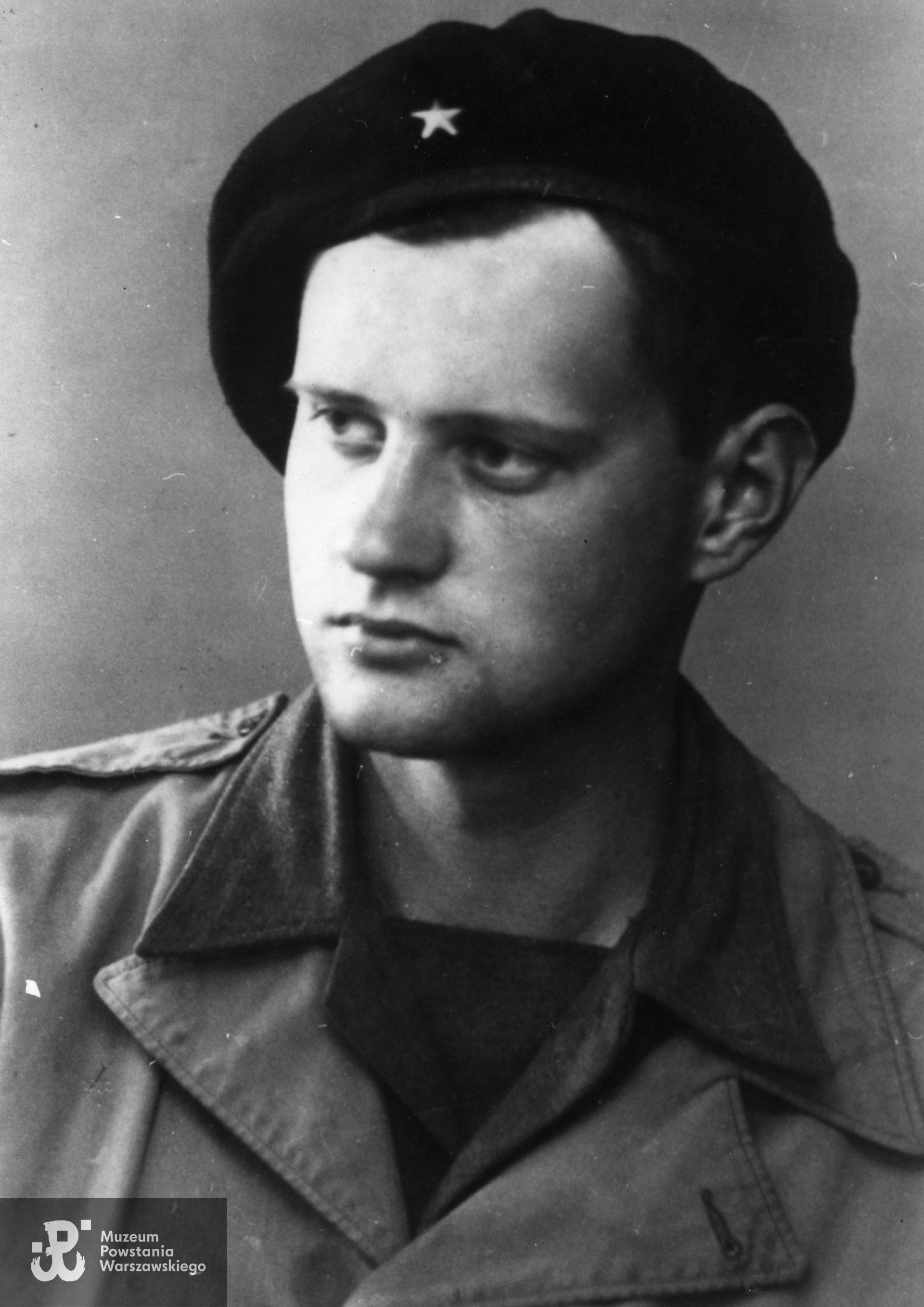 ppor. Tadeusz Jan Naczko-Iłłakowicz "Krakowski" (1921-1947). Fot. ze zbiorów Muzeum Powstania Warszawskiego - Zbiór  WIEPW