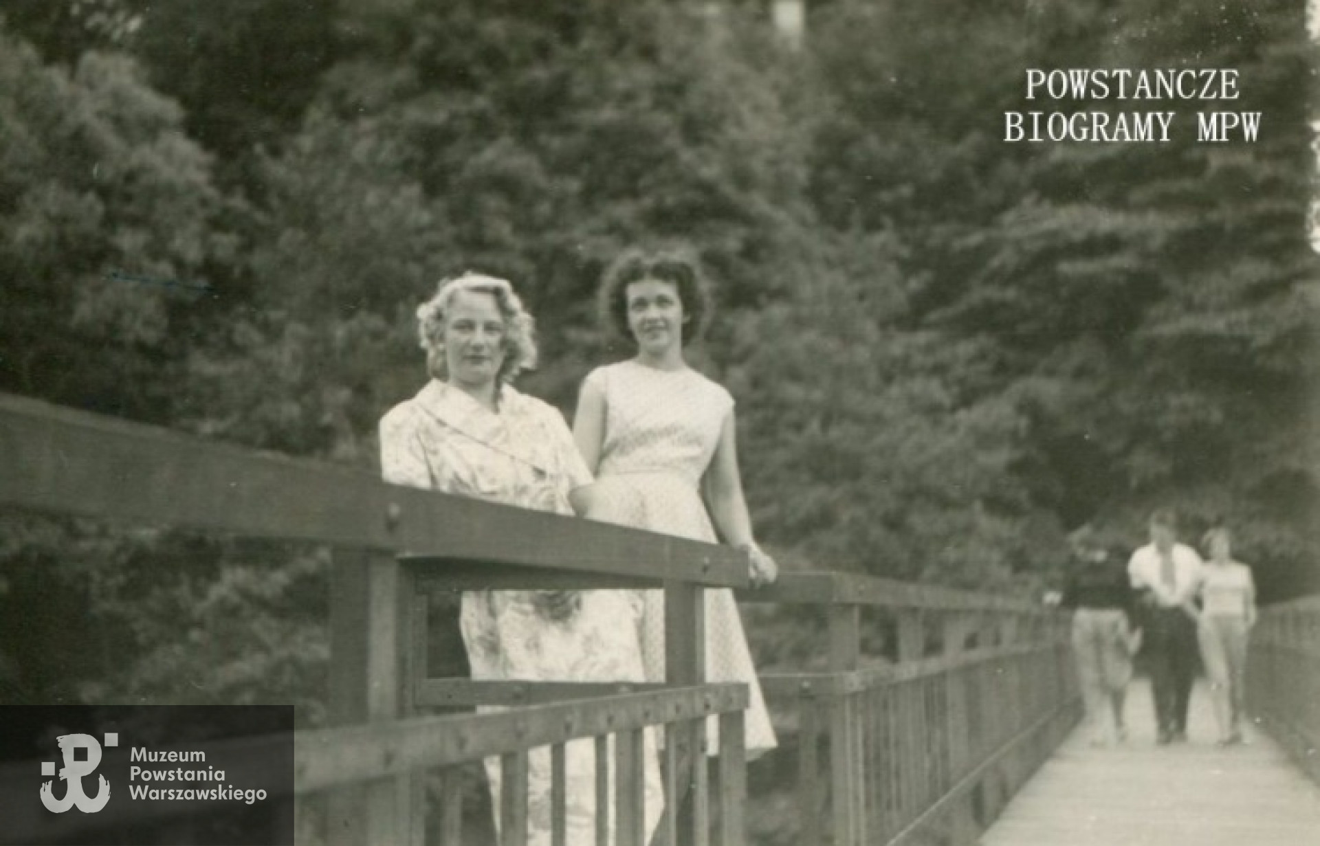 Jelenia Góra, 1961 r. Wiesława Gajewska na zdjęciu po lewej. Fot. archiwum rodzinne