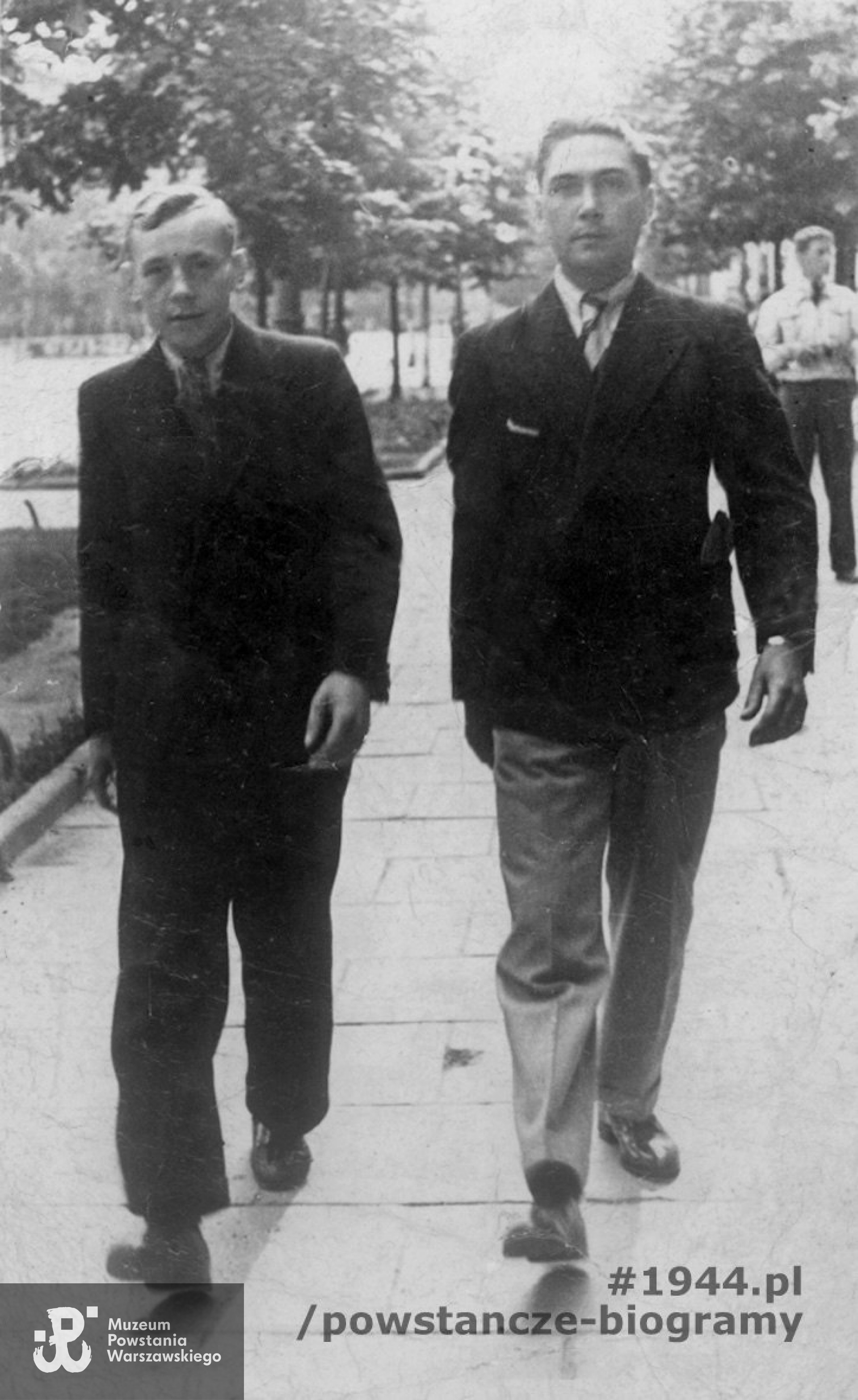 Od lewej: Zdzisław Kierzkowski, obok Alfred Bielicki. Fot. materiały do Słownika Biograficznego Uczestników PW - materiały Hanny Rybickiej