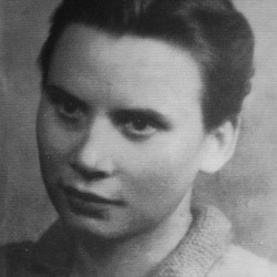 Danuta Przystasz (1947). Fot. Wikipedia - domena puliczna: Listy z więzienia Mieczysława Przystasza z lat 1945–1954 (2000)