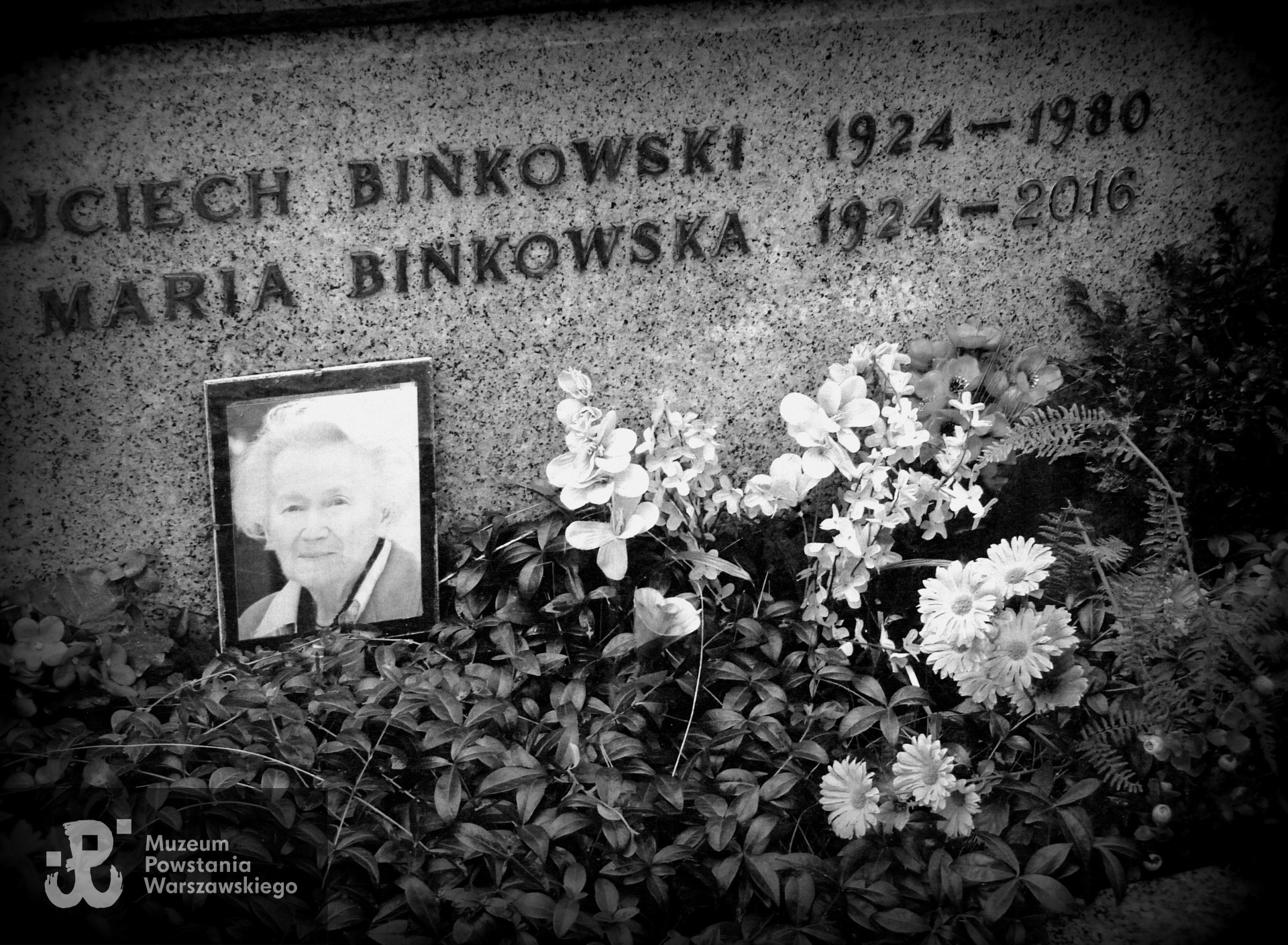 Cmentarz Rakowicki w Krakowie - grób rodziny Bińkowskich i Płoszewskich, miejsce pochówku Wojciecha i Marii Bińkowskich. Fot. Marek Gębski