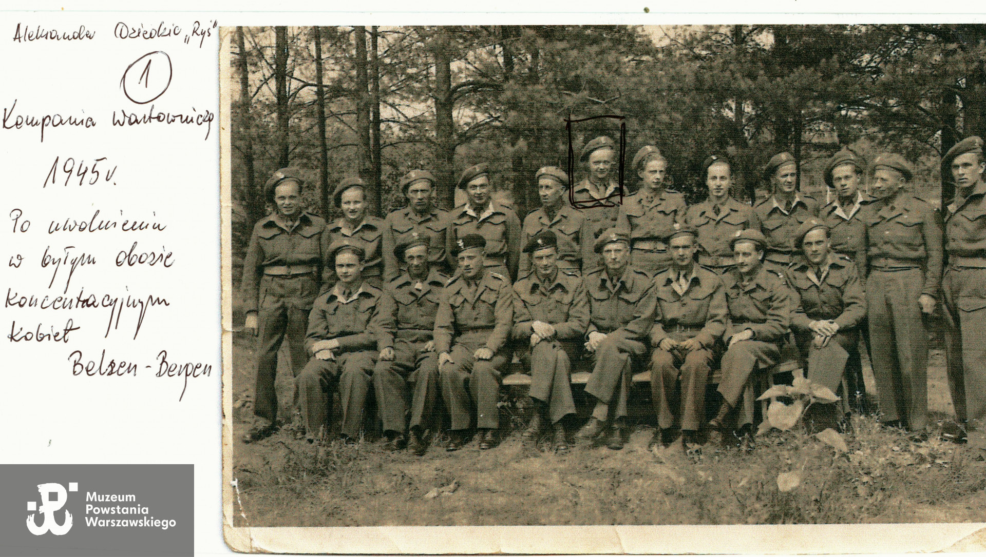Podczas służby w kompanii wartowniczej. Miejsce wykonania zdjęcia - Bergen Belsen. Ze zbiorów p. Aleksandra Dziedzica ps. Ryś, skan z kserokopii w zasobie Pokoju Kombatanta MPW