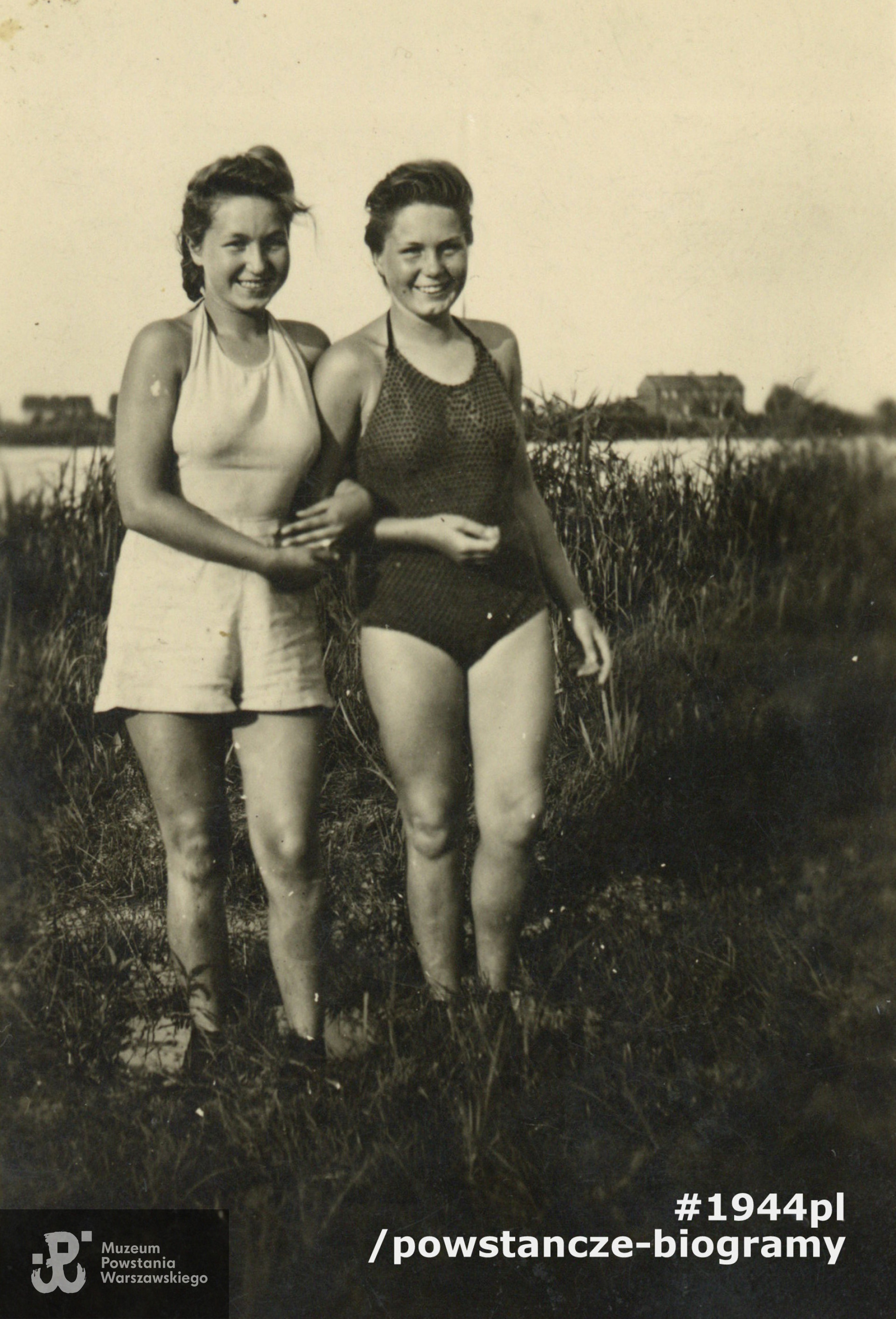 Siostry Zosia i Celina Pastuszko,1943 rok. Fot. z archiwum rodzinnego  p. Zofii Kruszewskiej z domu Pastuszko