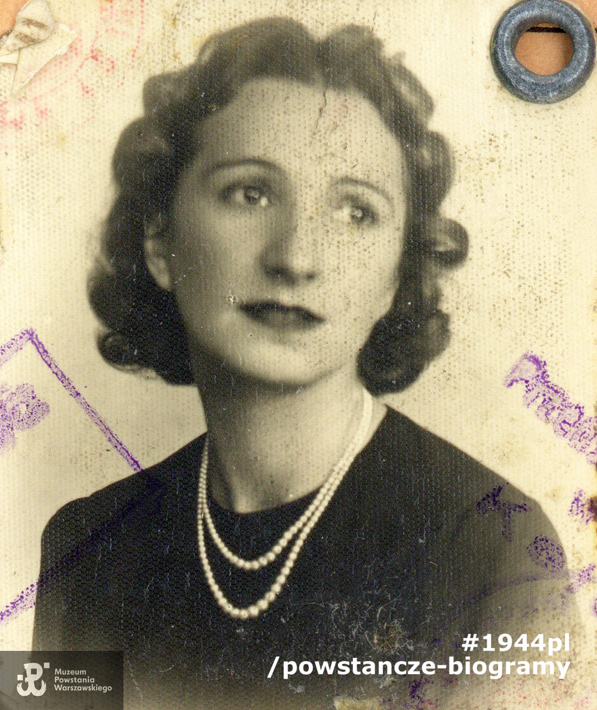  Maria Gabrielli - Gabryłowicz w okresie okupacji niemieckiej, lata 40-te XX w. Fotografia z archiwum rodzinnego  p. Magdaleny Gabryłowicz