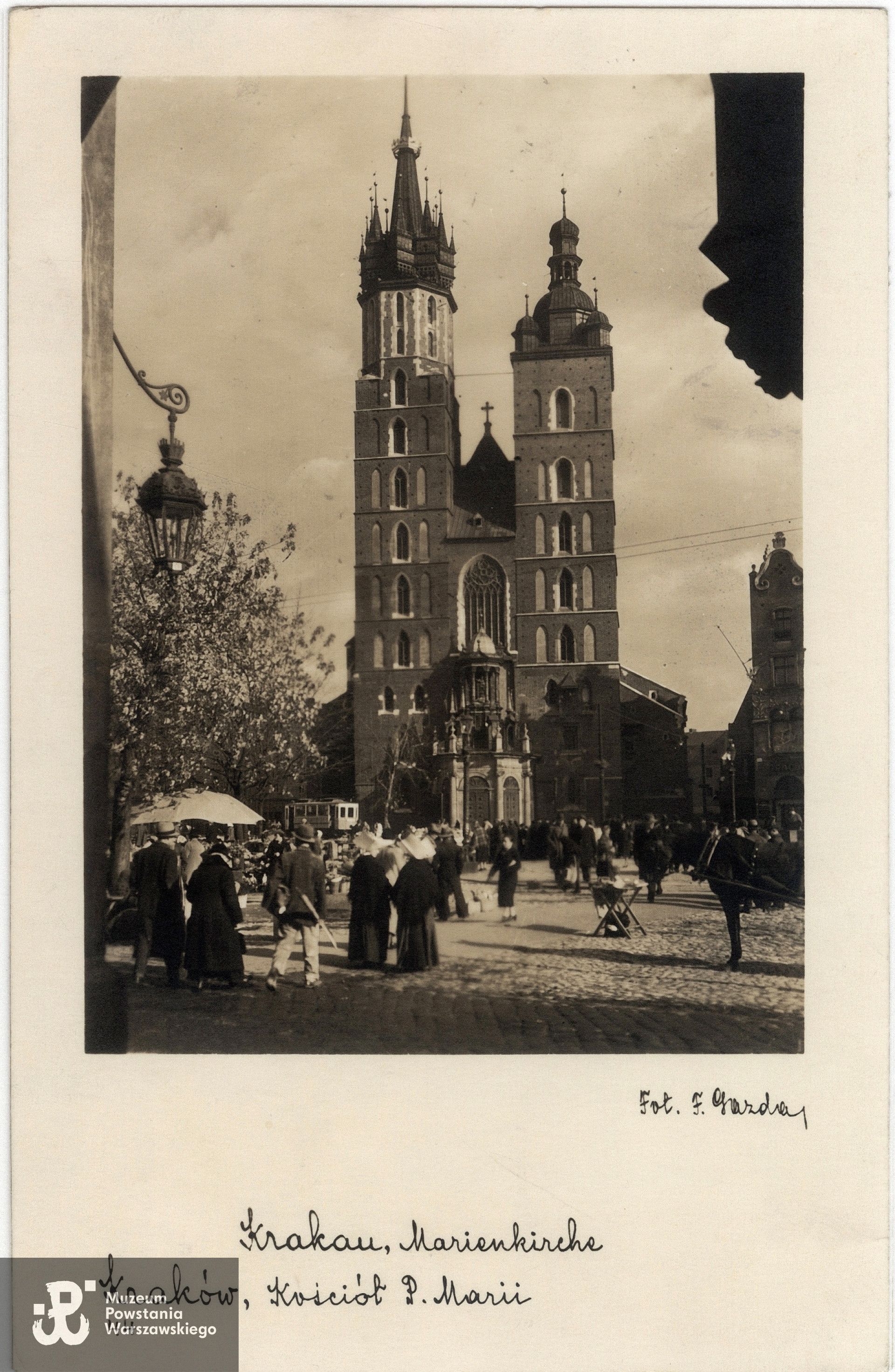 Pocztówka wydana w Wytwórni Fotograficznych Kart Widokowych FRANCISZEK GAZDA, której współwłaścicielem  był Józef Gazda.  Ze zbiorów rodzinnych