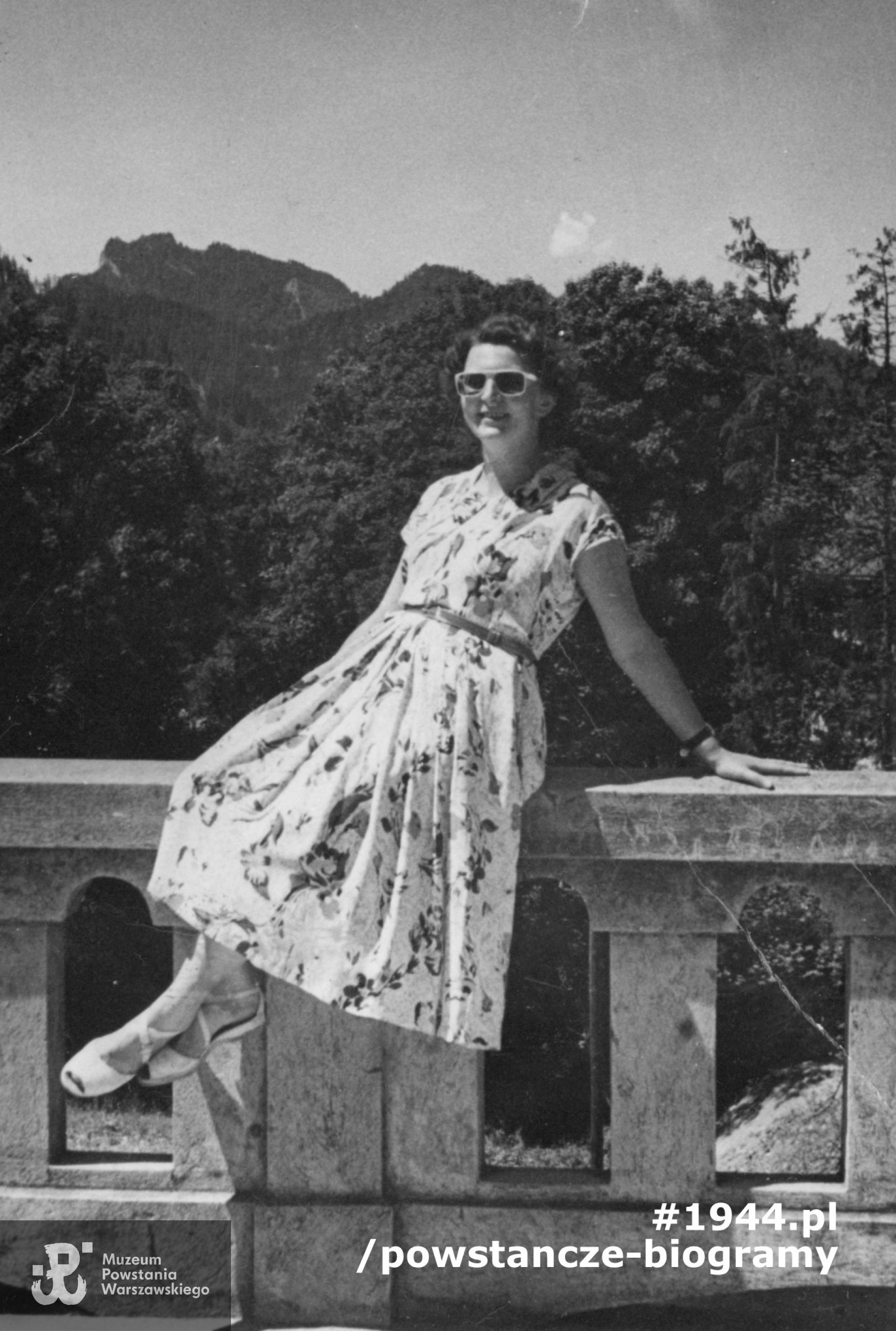 Szczawnica, 1956 r. Jadwiga Kowalczyk - Sakowska podczas pobytu w sanatorium. Fot. z archiwum rodzinnego p. Feliksa Krzywickiego, obecnie w zbiorach Muzeum Powstania Warszawskiego