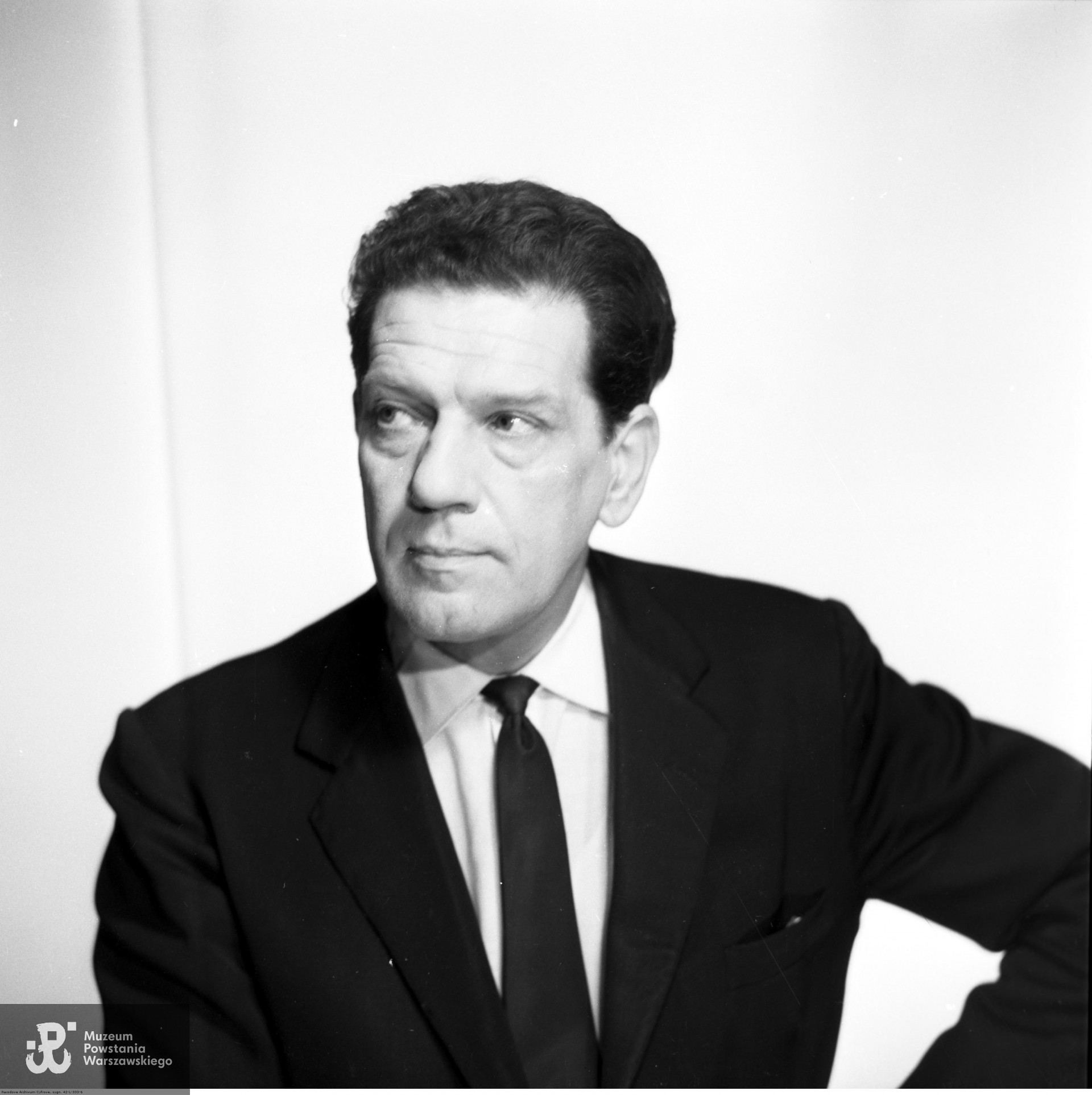 Fot. ze zbiorów Narodowego Archiwum Cyfrowego - Archiwum Fotograficzne Edwarda Hartwiga [www.audiovis.nac.gov.pl]