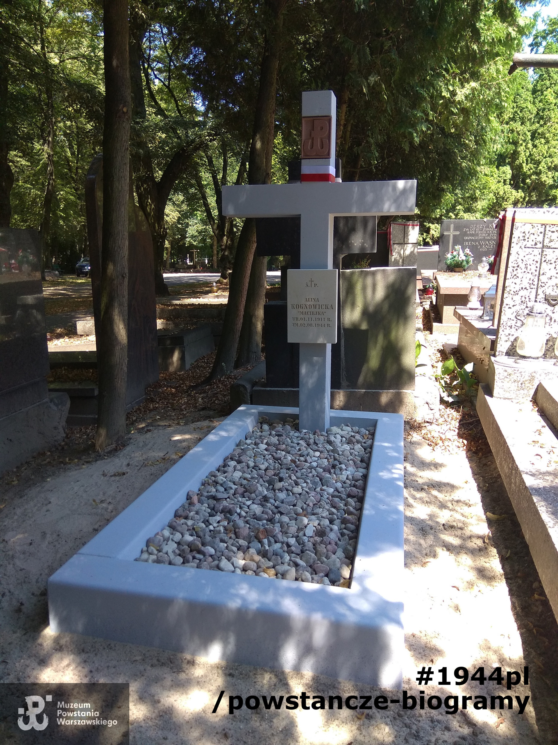 Mogiła  po renowacji dokonanej przez Muzeum Powstania Warszawskiego - lipiec 2018 r. Fot. Krzysztof Mazur 