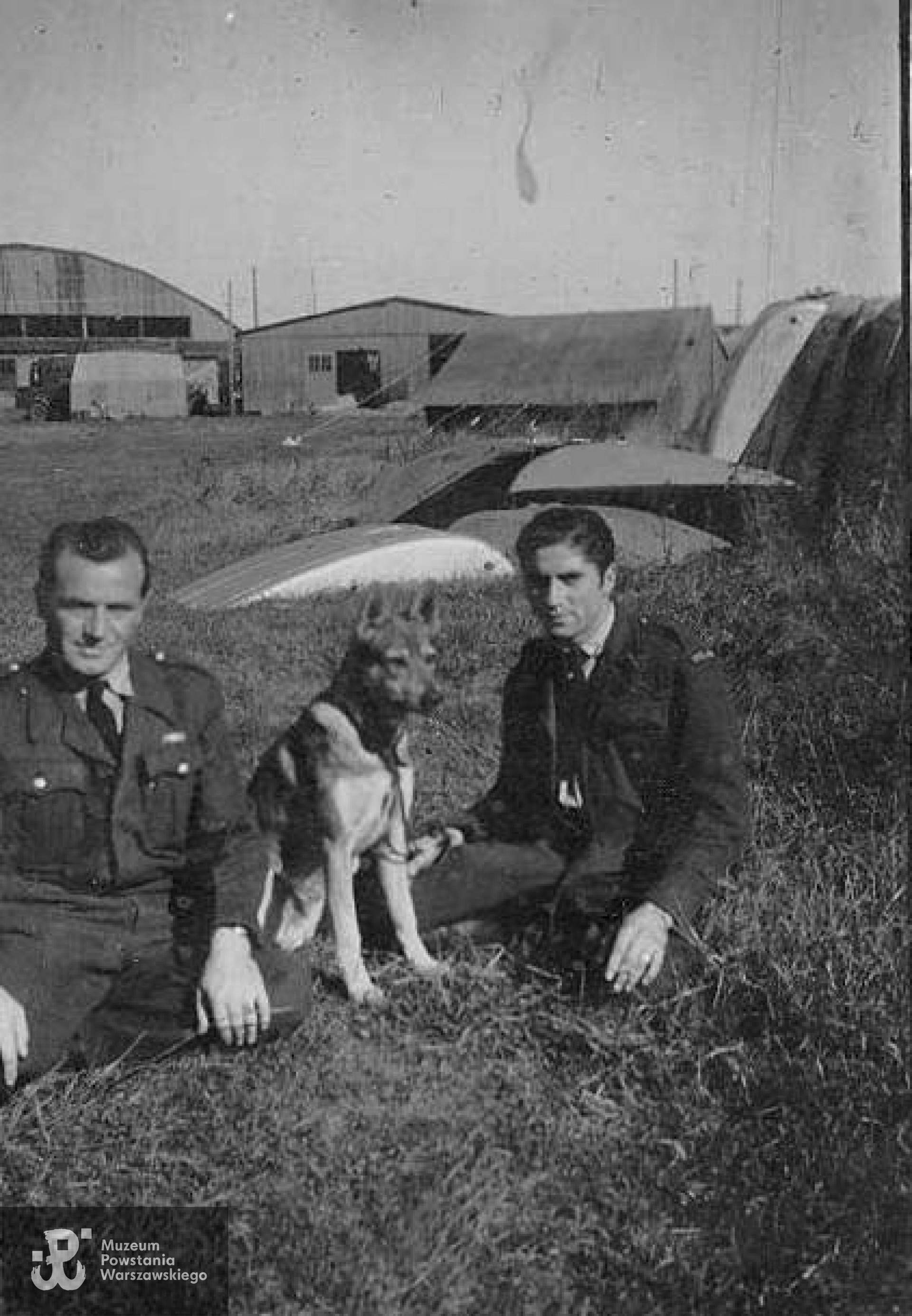 Władysław Kozłowski po lewej - Niemcy 10.10.1945 r.