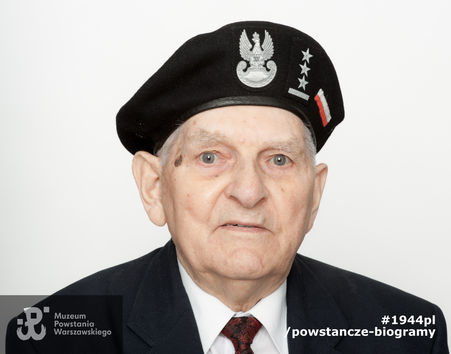 Zdjęcie z serii portretów Powstańców Warszawskich wykonanych w ramach projektu "1944/70/2014" realizowanego przez grupę WWPHOTO dla uczczenia 70. rocznicy wybuchu Powstania Warszawskiego. Muzeum Powstania Warszawskiego, 22.07-04.08 2013.