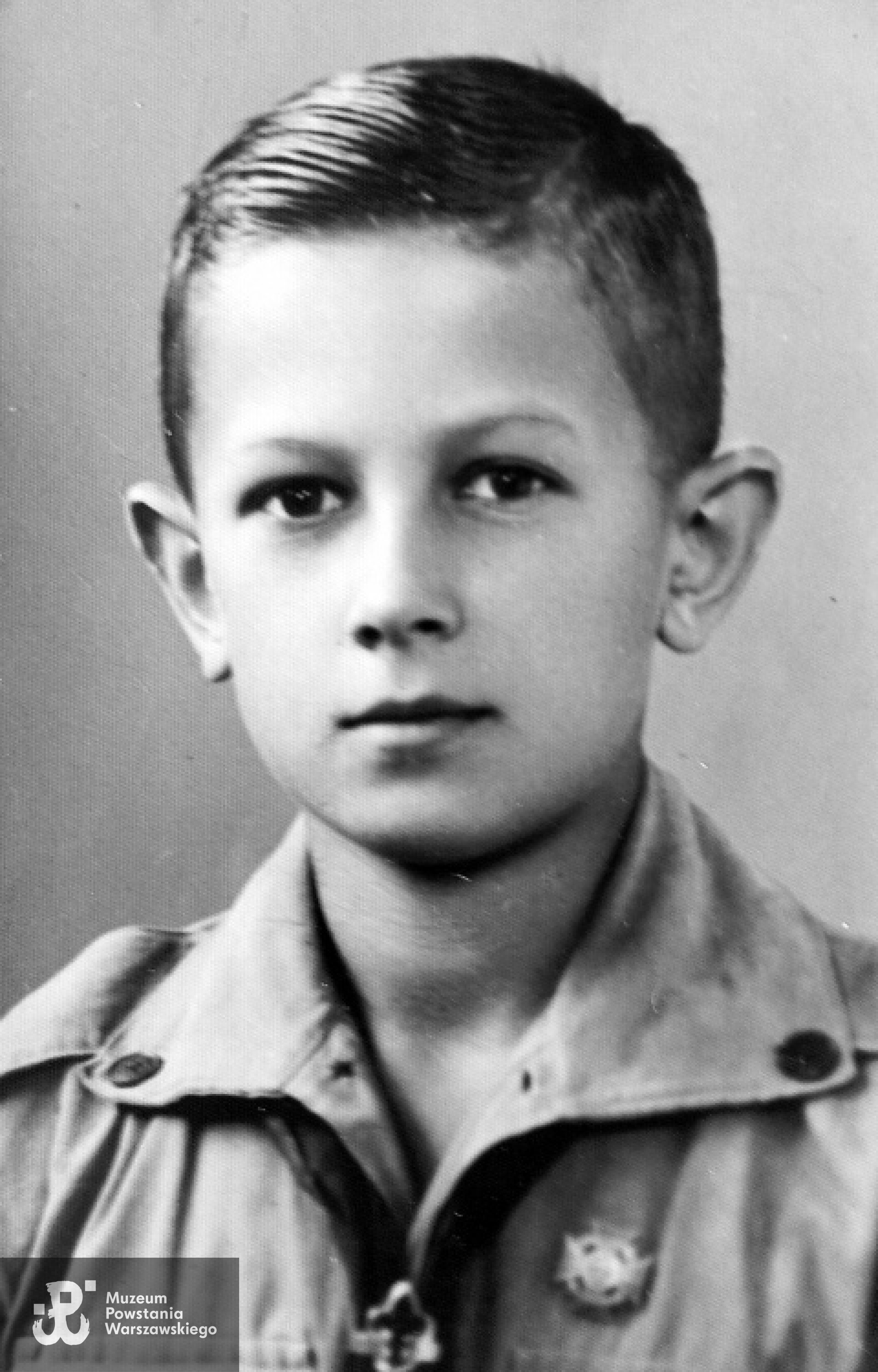 1936 rok - dziesięcioletni Piotr Karczewski w mundurku harcerskim. Fot. Monika Fila - archiwum rodzinne.