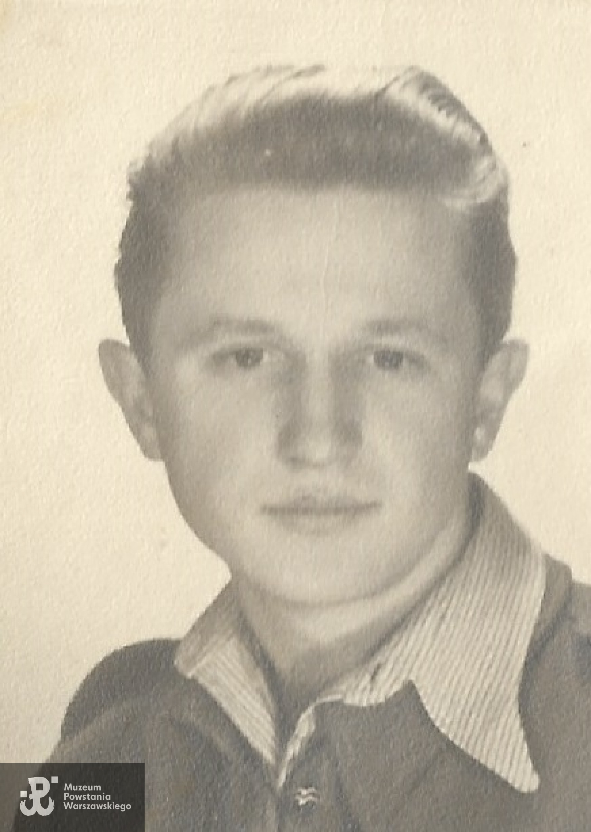 Fot. z archiwum rodzinnego p. Ryszarda Zagrodzkiego „Miecz”, skan udostępniony przez Centrum Wolontariatu Muzeum Powstania Warszawskiego, marzec 2024