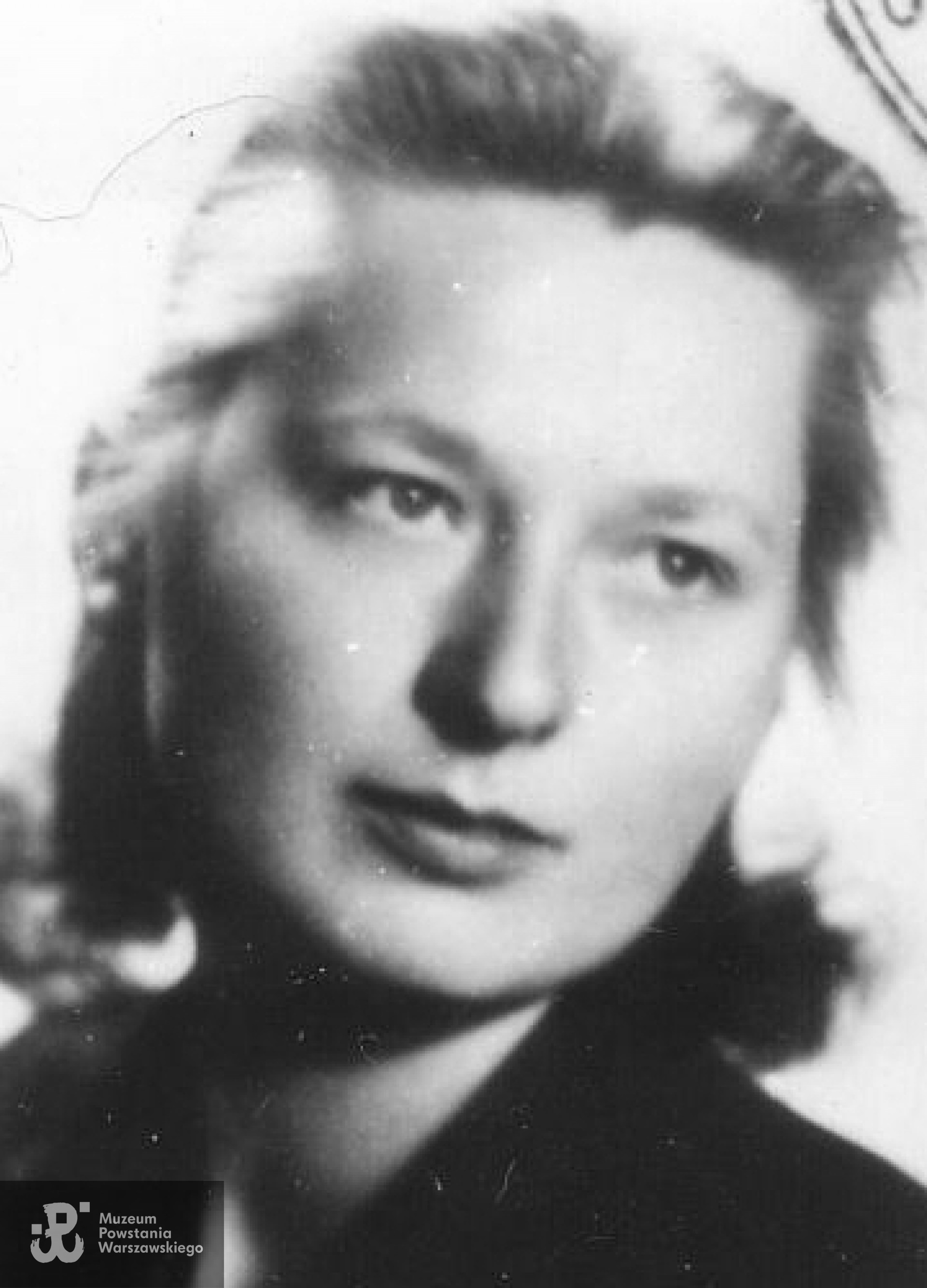 Bożenna  Wojciechowska po mężu Trojan ps. "Chinka" (1925-2011). Fotografia udostępniona przez p. Krystynę Szypowską.