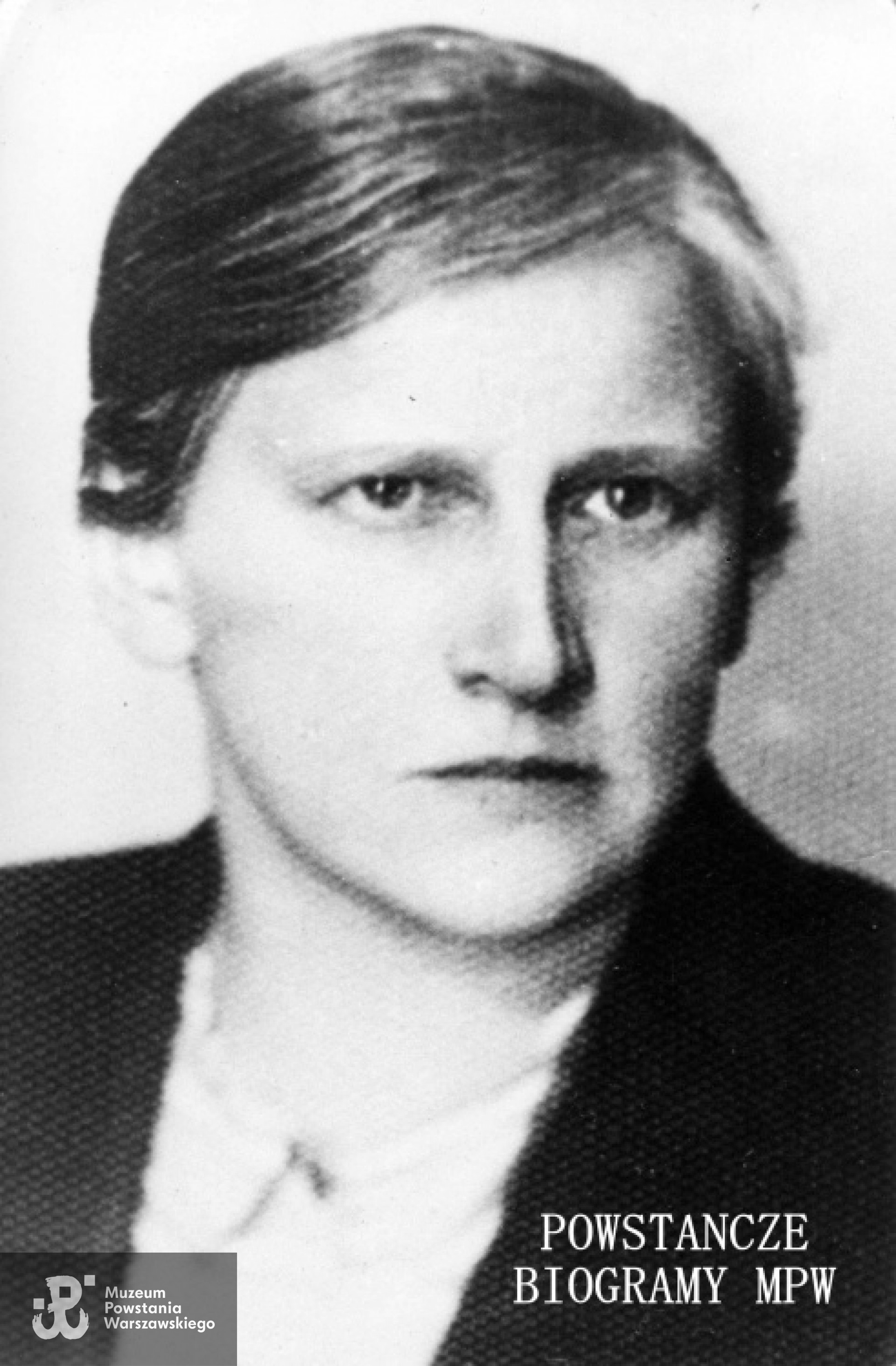Fotografia portretowa. Porucznik dr Zofia Franio "Doktor" (1899-1978). Fot. ze zbiorów Muzeum Powstania Warszawskiego sygn. MPW-IK/2977