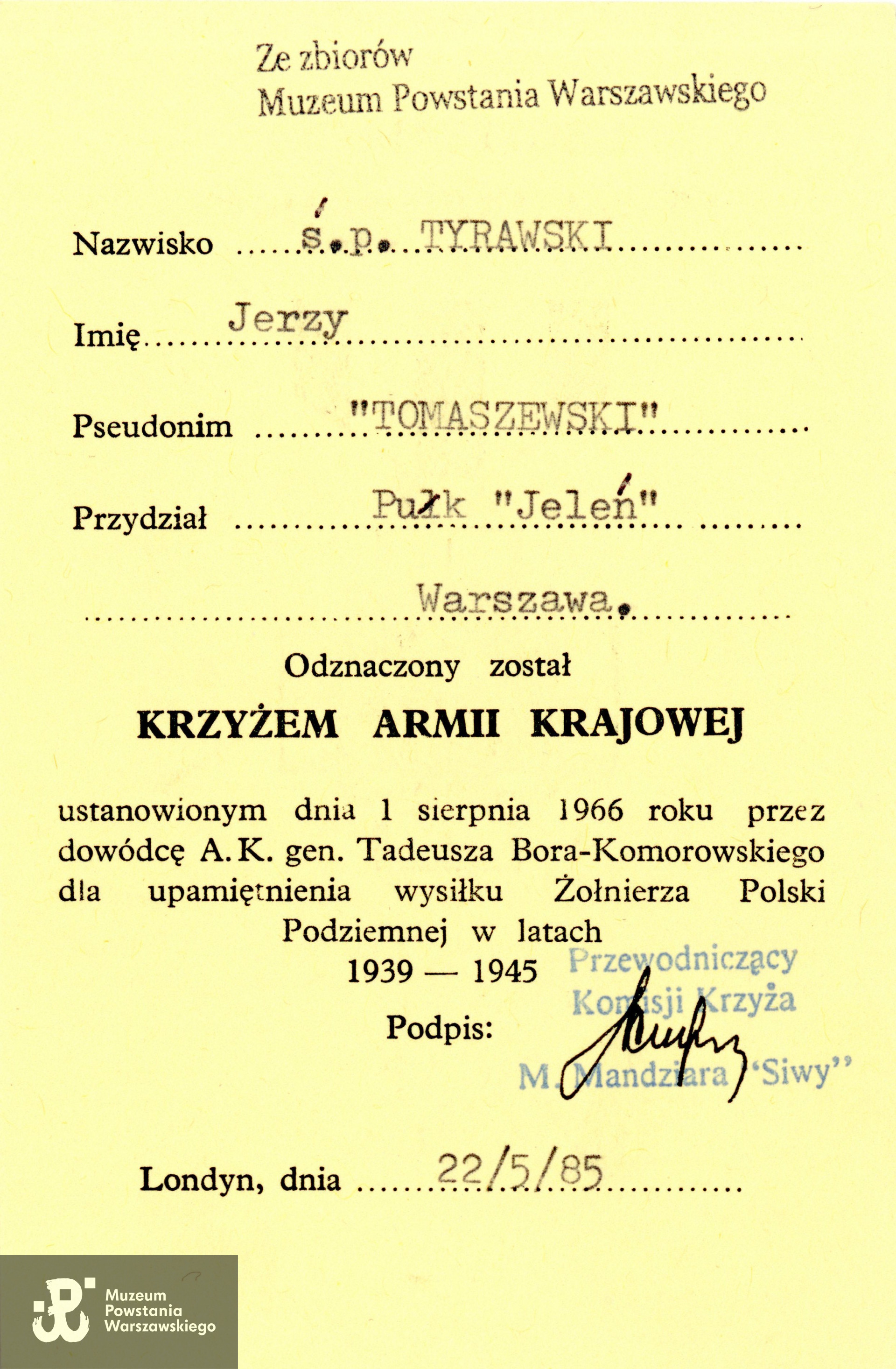 Krzyż Armii Krajowej. Ze zbiorów Muzeum Powstania Warszawskiego 