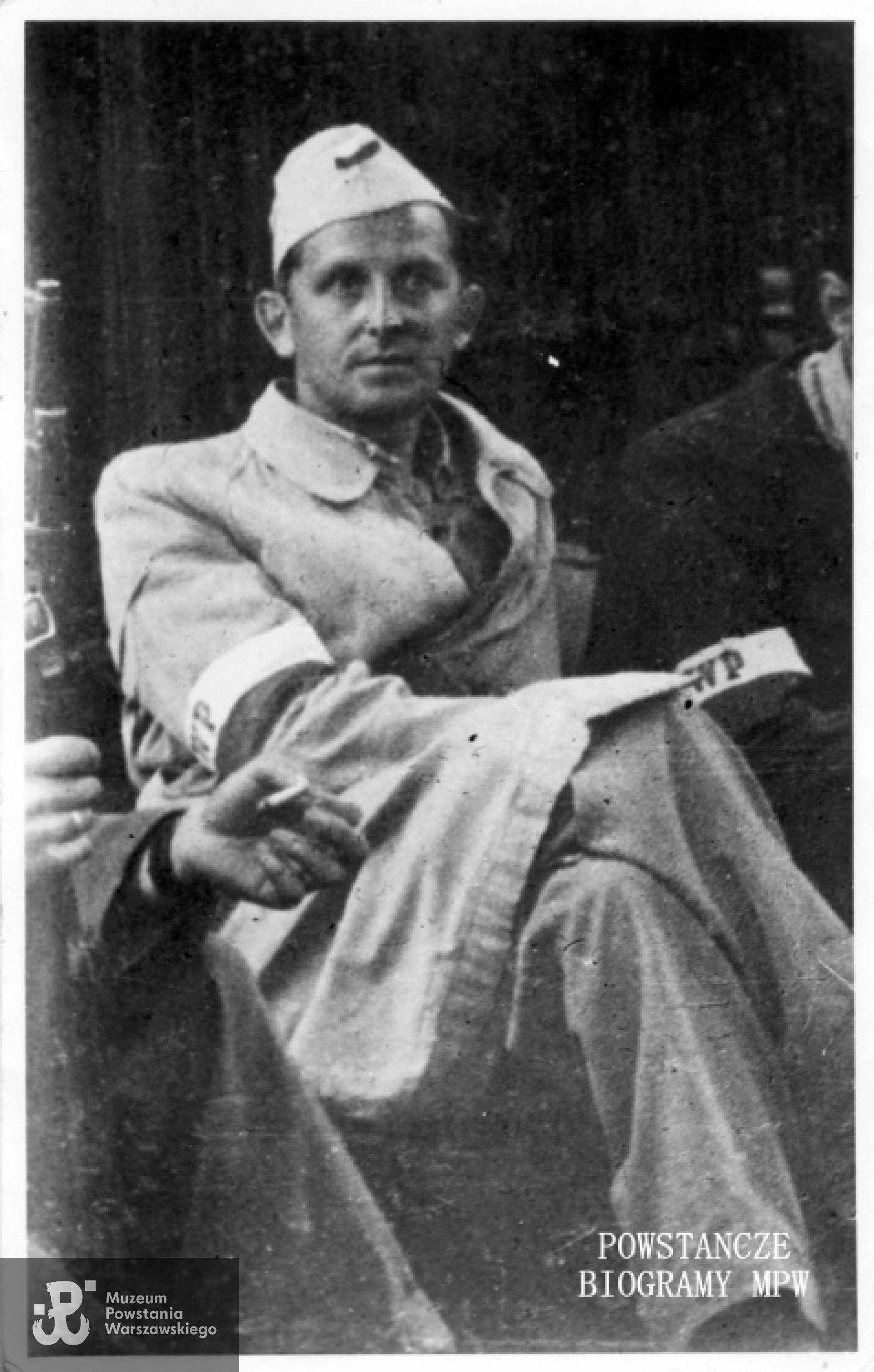 strz. Wojciech Jerzy Bernatowicz "Marek" (1914-1944) Fotografia z okresu Powstania Warszawskiego - materiały do Słownika Biograficznego uczestników PW, udostępnił p. Jacek Górski 