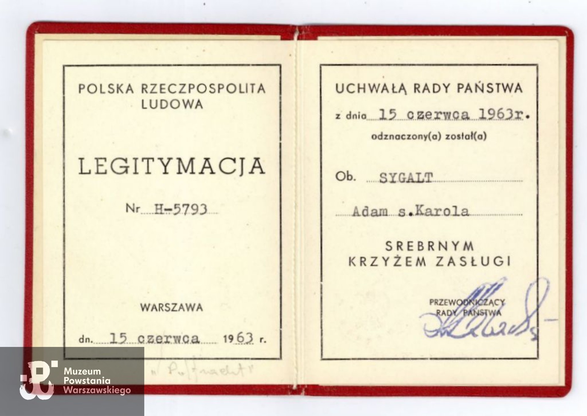 Ze zbiorów prywatnych p. Ewy Sygalt-Synowieckiej i p. Mariusza Synowieckiego, skany wykonano w Muzeum Powstania Warszawskiego.