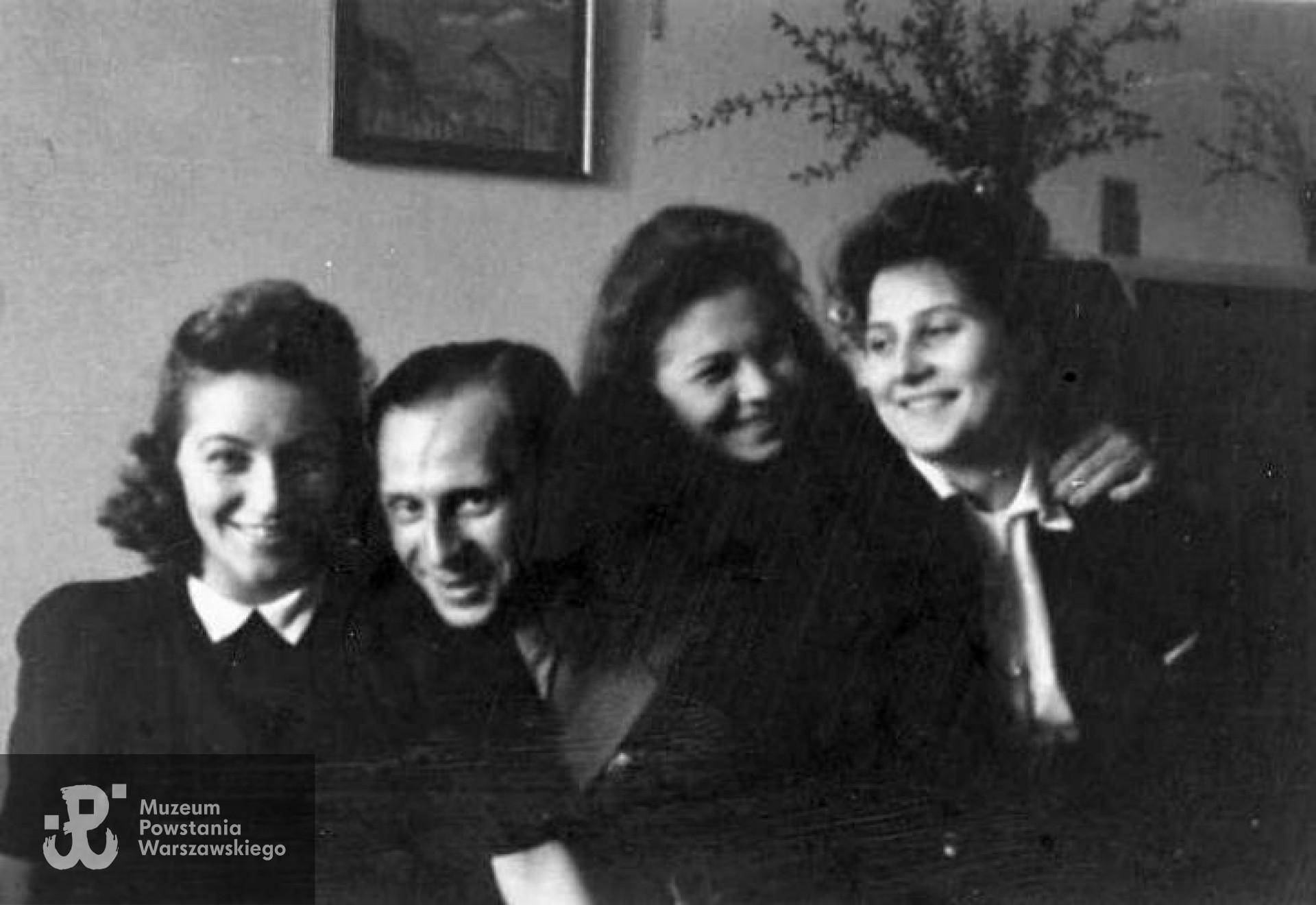 Na zdjęciu od lewej:Irena Wyka ps. Klara, Tadeusz Wiśniewski ps. Lech oraz Regina Andrzejewska ps. Grażyna