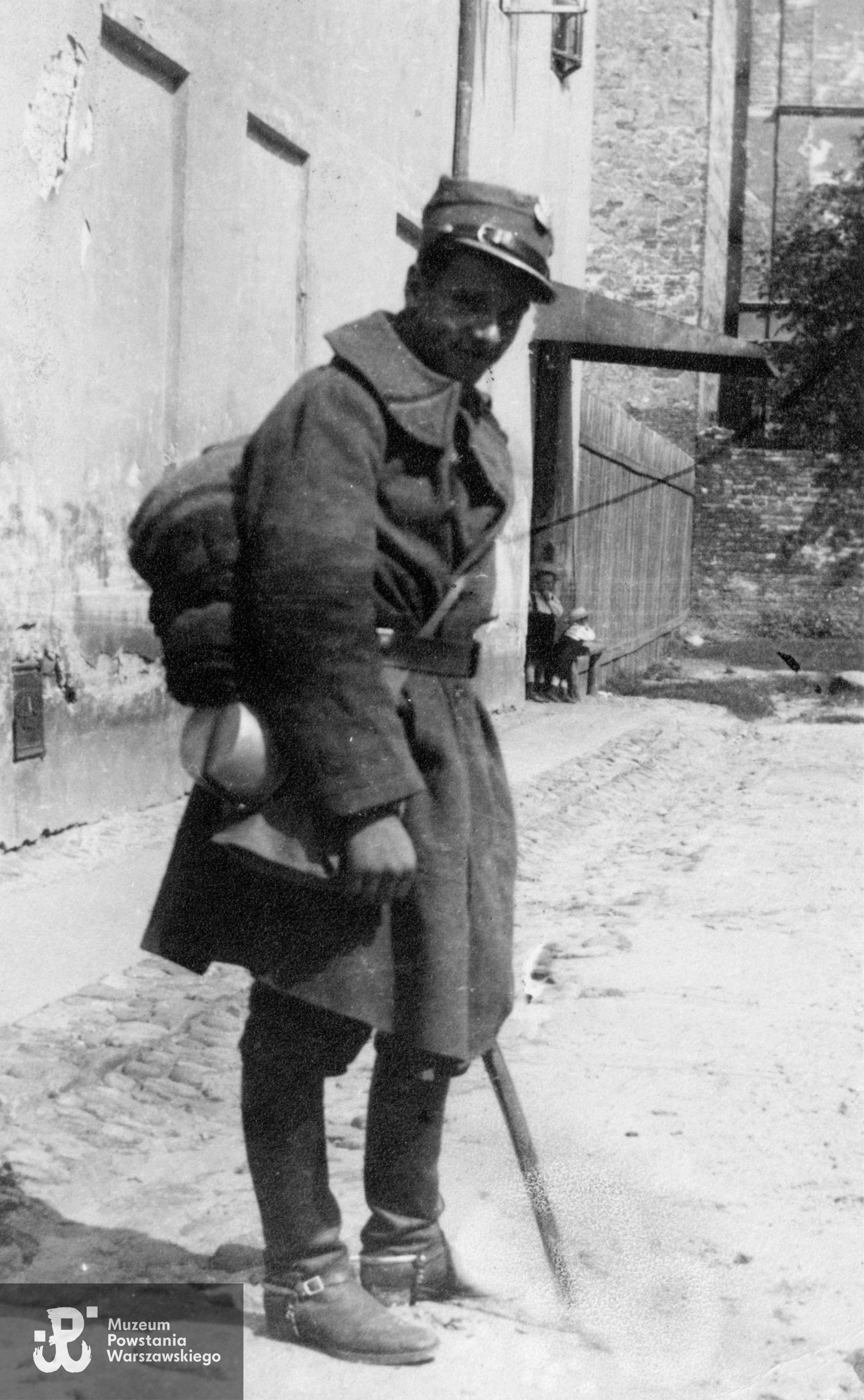 Tadeusz Semadeni, 1920 rok. Fot. z archiwum rodziny Semadenich, do wykonania kopii udostępnił p. Zbigniew Semadeni.