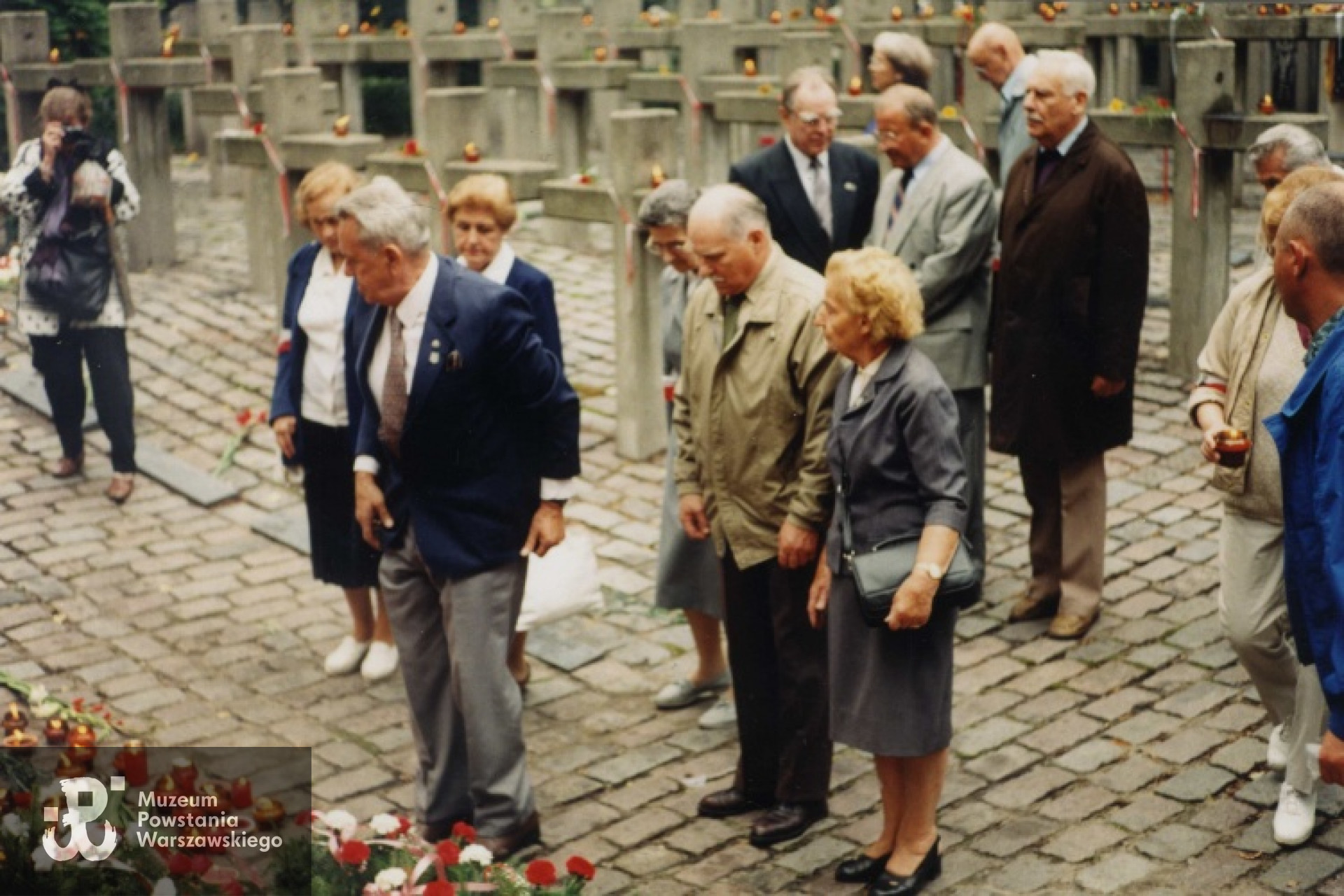 1980 rok - delegacja Powstańców na Monte Cassino.  Fot. ze zbiorów Sławomira Pocztarskiego ps. "Bóbr"