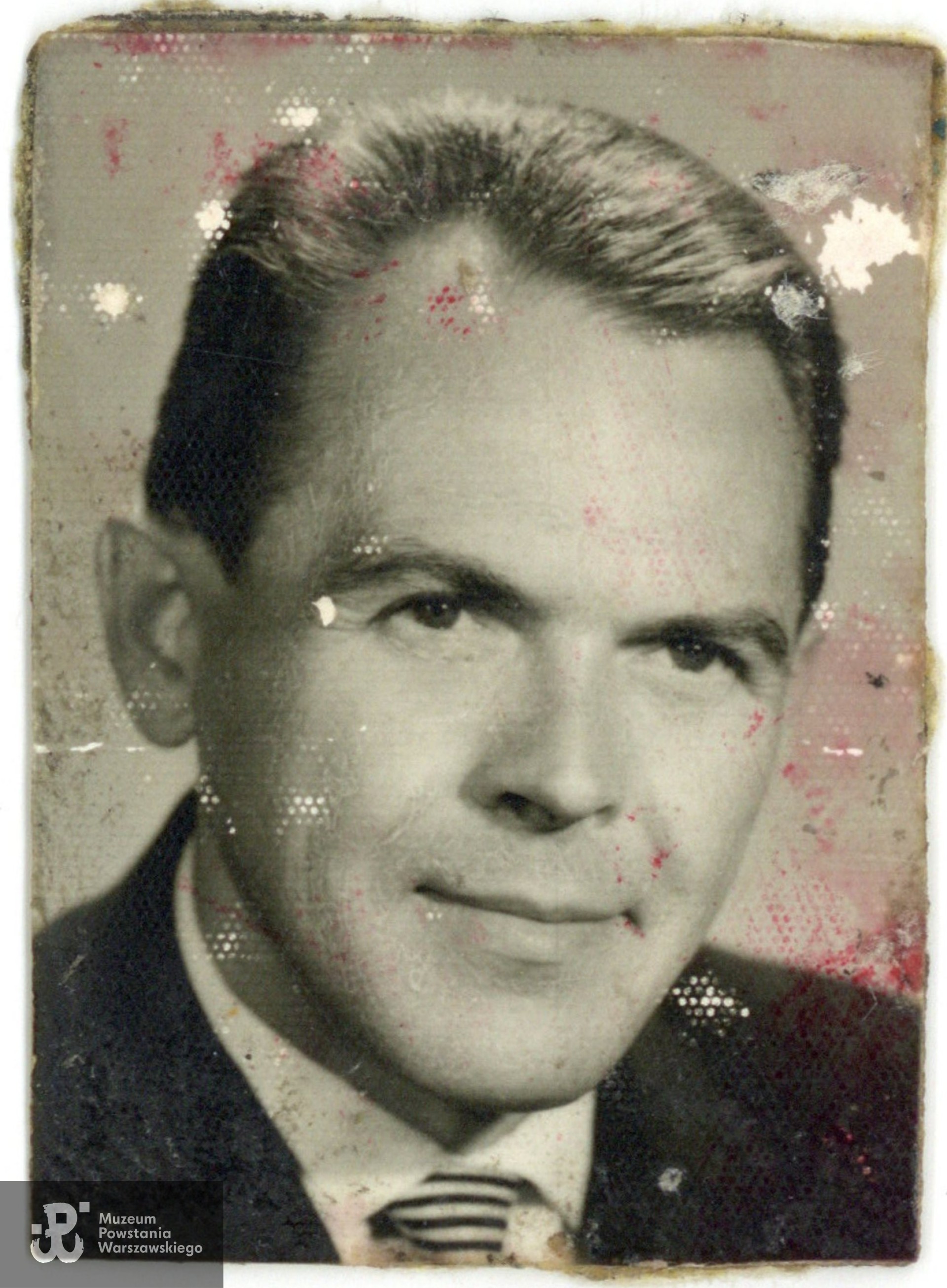  Fot. ze zbiorów rodzinnych, udostępniła p. Julia Wiktorska-Wołczak. Skany wykonano w Muzeum Powstania Warszawskiego, 05/2025