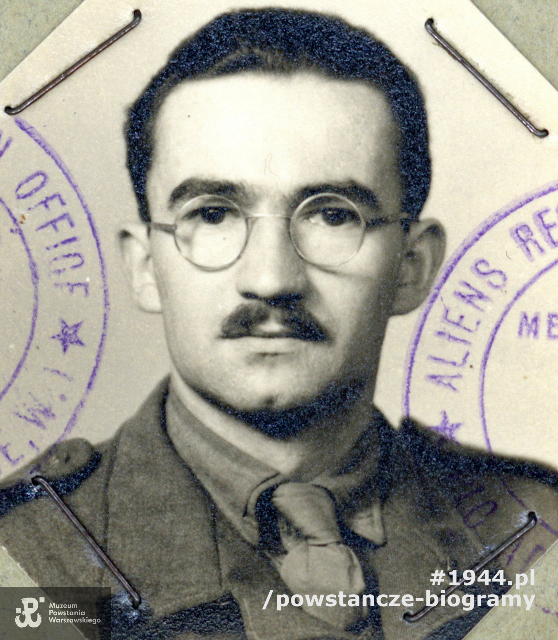 Zdzisław Marian Gosk, nazwisko konspiracyjne Zdzisław Konopacki, ps."Sosna". Fotografia wykonana po wyzwoleniu. Widoczny mundur 2 Korpusu PSZ. Fot. z archiwum rodzinnego, udostępnił p. Piotr Gosk