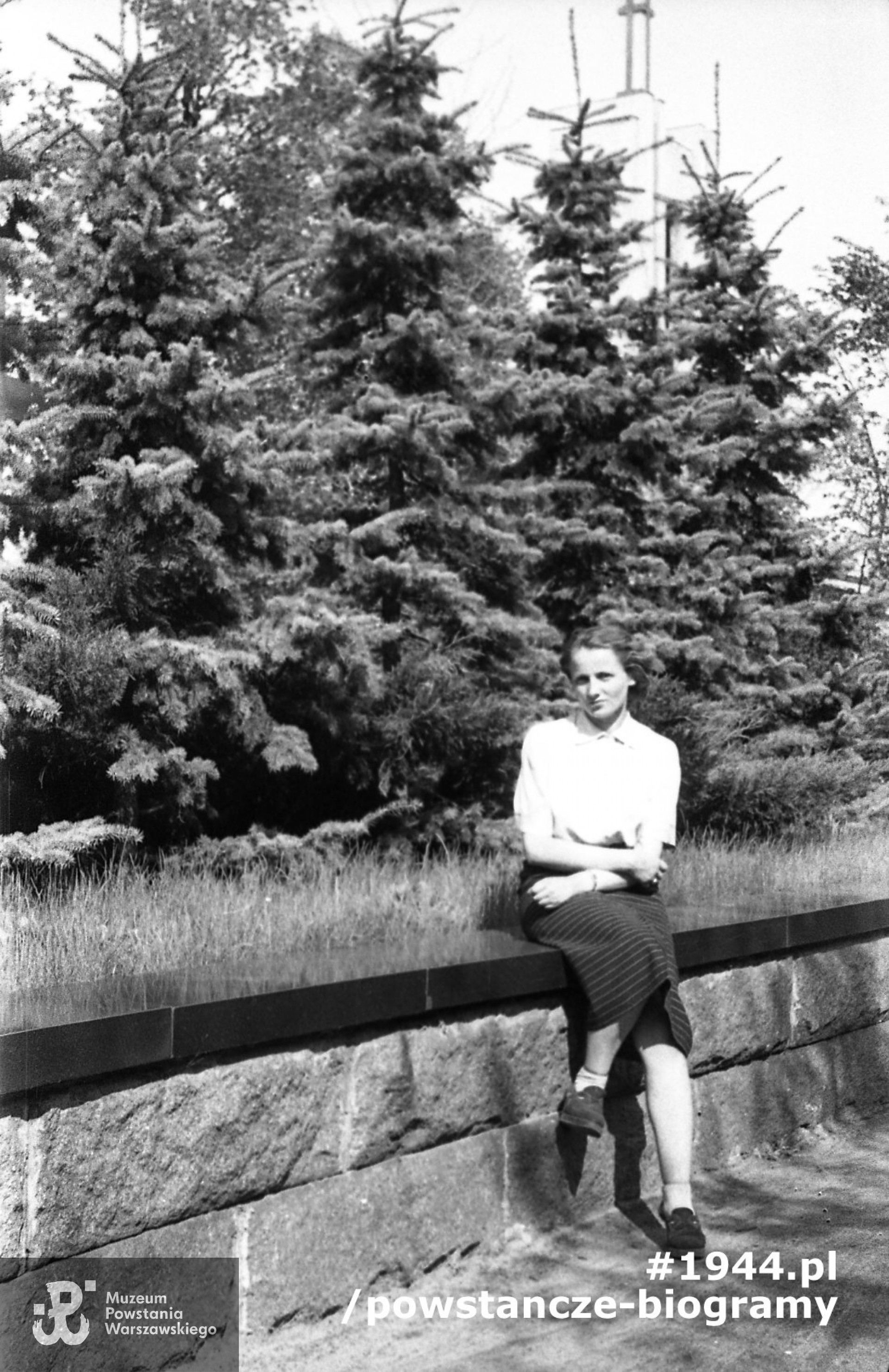 Łączniczka Sabina Witkowska - Domańska  "Saba".  Fotografia powojenna z archiwum rodzinnego syna, p. Pawła Domańskiego