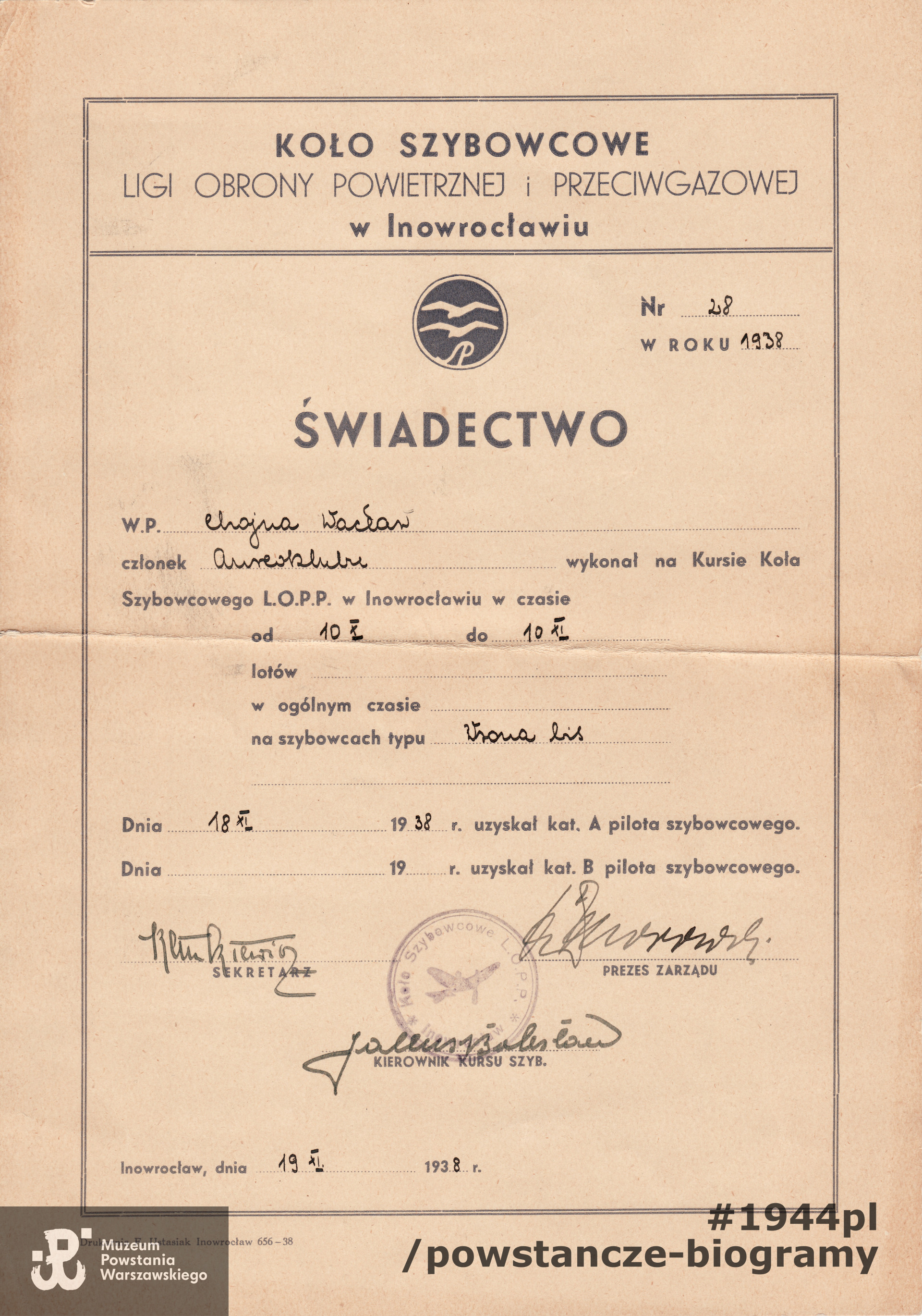 Świadectwo ukończenia kursu szybowcowego i uzyskania uprawnień pilota, 1938 rok. Dokument ze zbiorów rodzinnych, skan udostępniła p. Agnieszka Ławacz-Sampanis