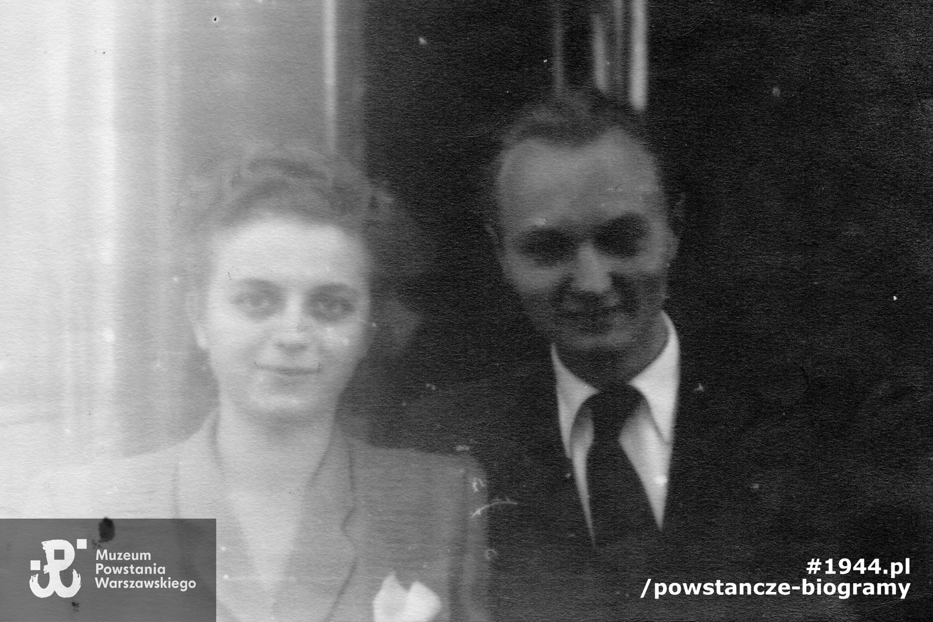 Fotografia przedstawia Jerzego Tadeusza Kaczyńskiego oraz prawdopodobnie siostrę Natalii Nowak-Głażewskiej - Jadwigę. Ze zbiorów Muzeum Powstania Warszawskiego, sygn. P/8963, dar Ireneusza Głażewskiego