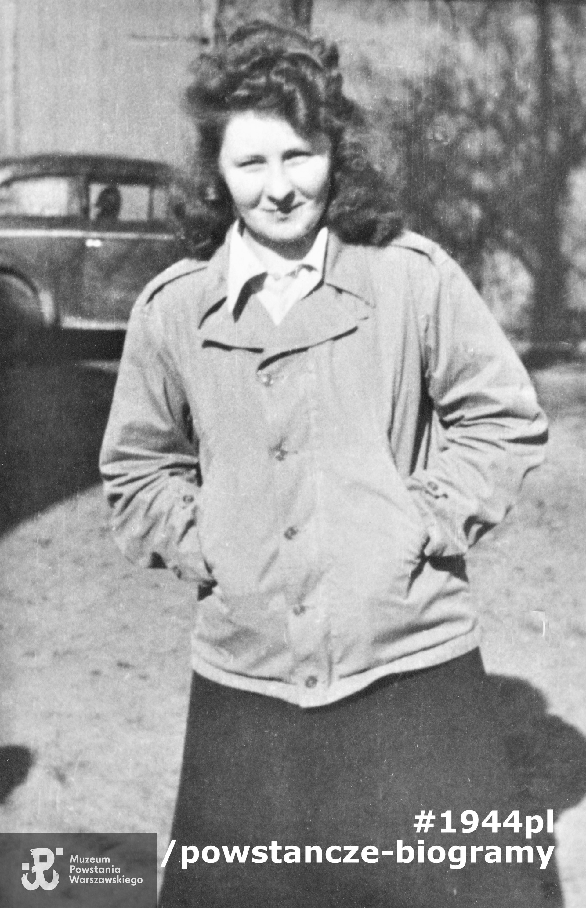 Geesthacht k. Hamburga, 1946 rok. Hanna przed dowództwem V Zgrupowania Wentorf. Fot. ze zbiorów rodzinnych p. Hanny Stompor z domu Modrzyckiej