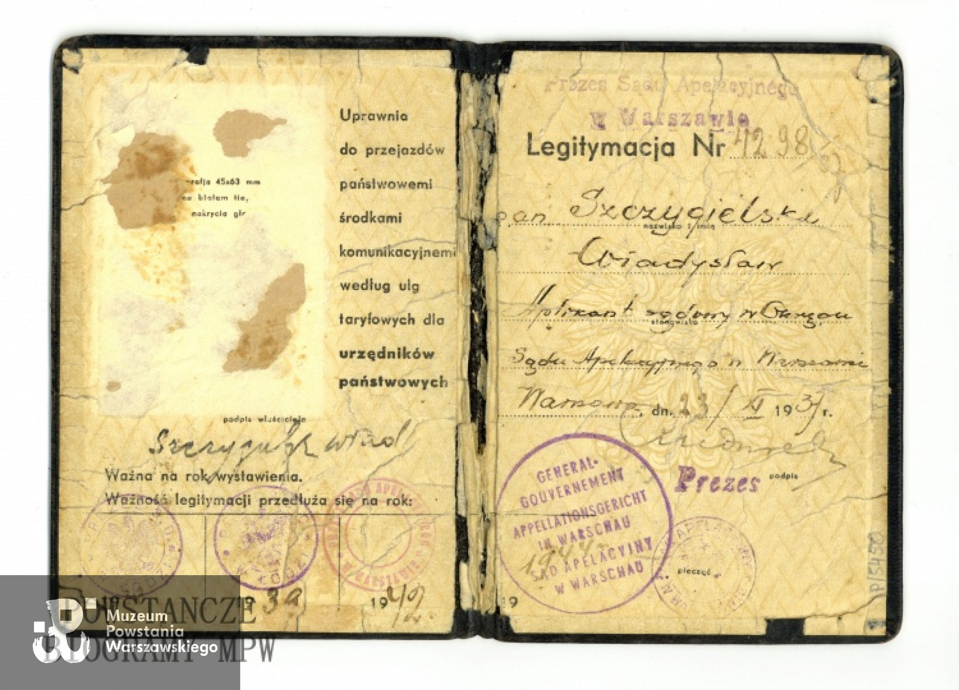 Legitymacja służbowa pracownika Sądu Apelacyjnego w Warszawie - 1937 rok. Ze zbiorów Muzeum Powstania Warszawskiego, sygn. P/5450