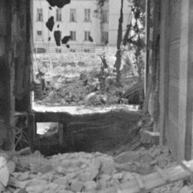 Fotografia z Powstania Warszawskiego autorstwa Eugeniusza Lokajskiego