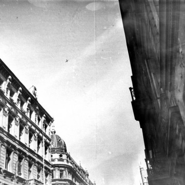 Fotografia z Powstania Warszawskiego autorstwa Joachima Joachimczyka