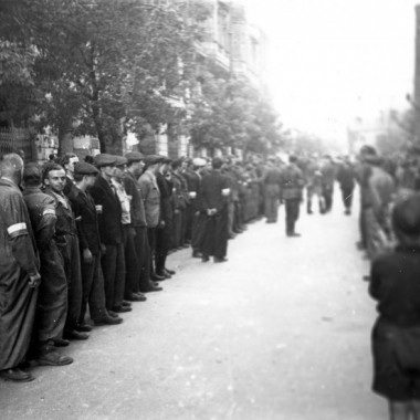 Fotografia z Powstania Warszawskiego autorstwa Joachima Joachimczyka