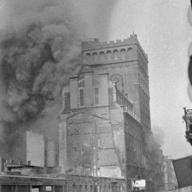 Fotografia z Powstania Warszawskiego autorstwa Eugeniusza Lokajskiego
