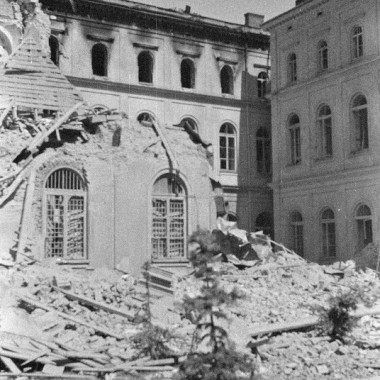 Fotografia z Powstania Warszawskiego autorstwa Eugeniusza Lokajskiego