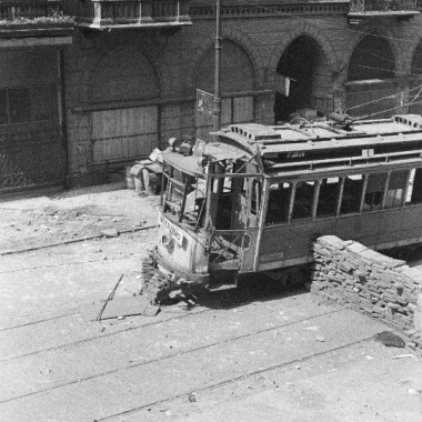 Fotografia z Powstania Warszawskiego autorstwa Eugeniusza Lokajskiego