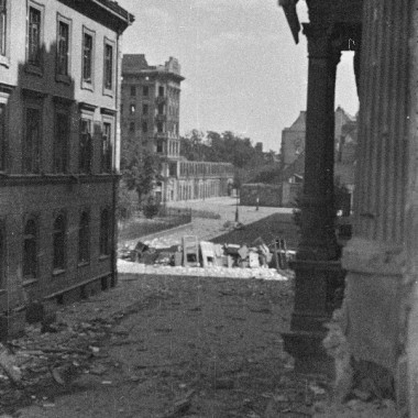 Fotografia z Powstania Warszawskiego autorstwa Eugeniusza Lokajskiego