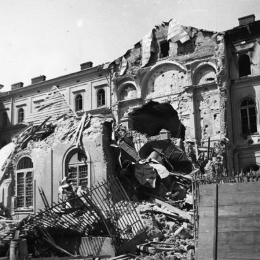 Fotografia z Powstania Warszawskiego autorstwa Joachima Joachimczyka.