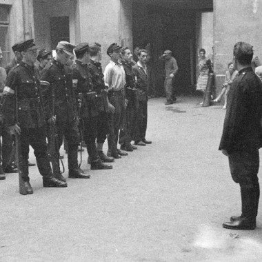 Fotografia z Powstania Warszawskiego autorstwa Eugeniusza Lokajskiego