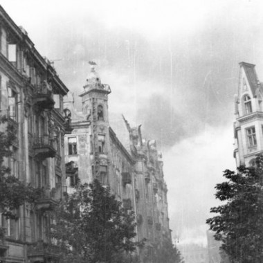 Fotografia z Powstania Warszawskiego autorstwa Eugeniusza Lokajskiego