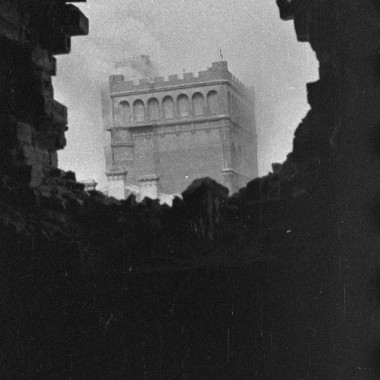 Fotografia z Powstania Warszawskiego autorstwa Eugeniusza Lokajskiego