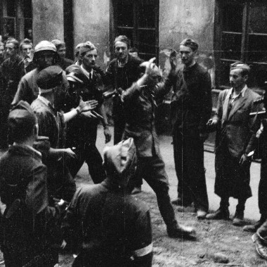 Fotografia z Powstania Warszawskiego autorstwa Eugeniusza Lokajskiego