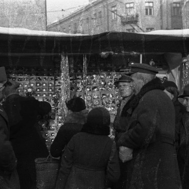 Negatywy fotografii z widokami Warszawy, 247 klatek