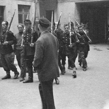 Fotografia z Powstania Warszawskiego autorstwa Eugeniusza Lokajskiego