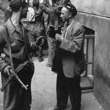 Fotografia z Powstania Warszawskiego autorstwa Eugeniusza Lokajskiego
