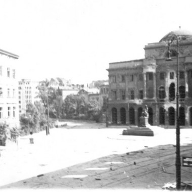 Fotografia z Powstania Warszawskiego autorstwa Joachima Joachimczyka