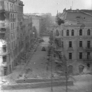 Fotografia z Powstania Warszawskiego autorstwa Edwarda Wojciechowskiego